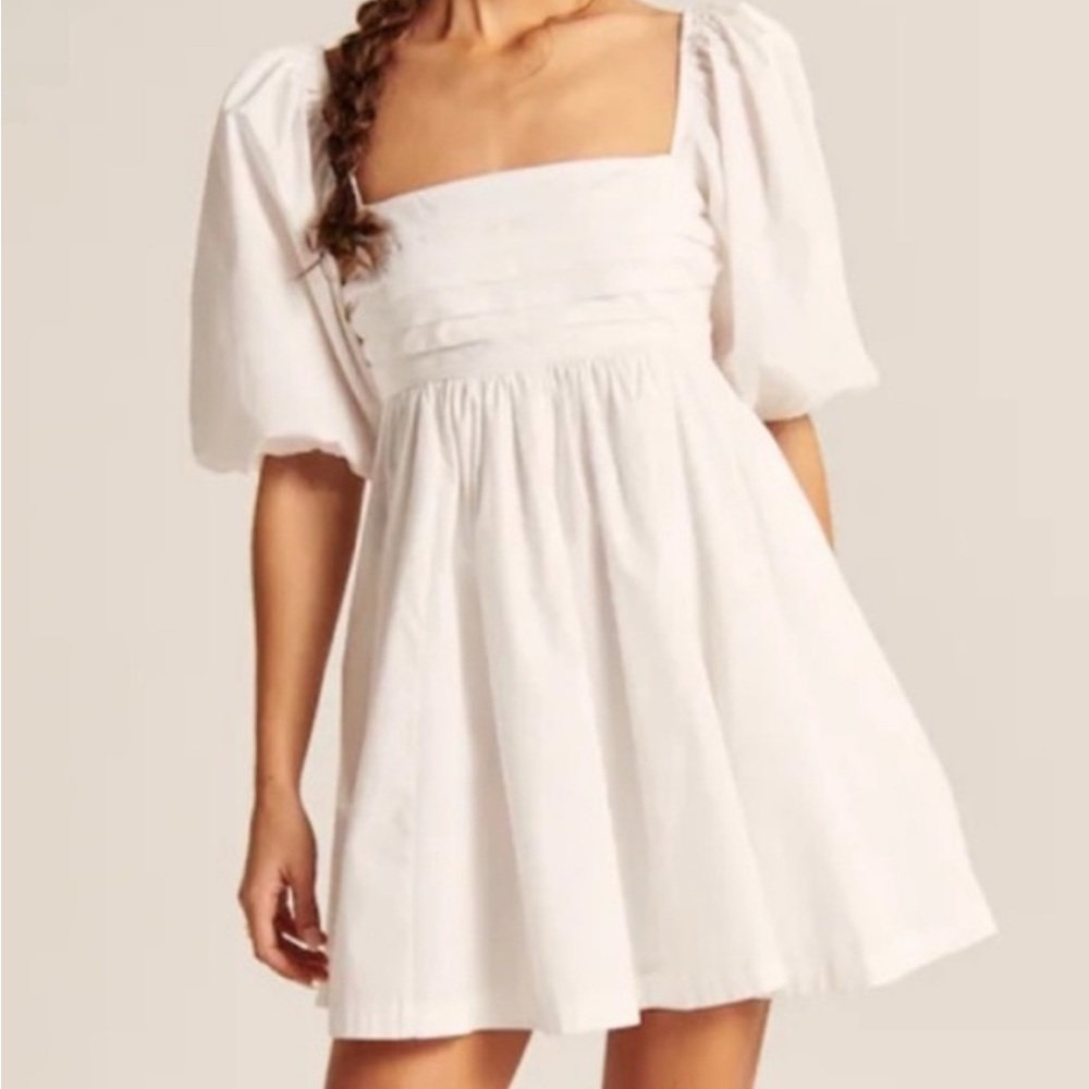 Abercrombie & Fitch White Puff-Sleeve Square-Neck Dress
